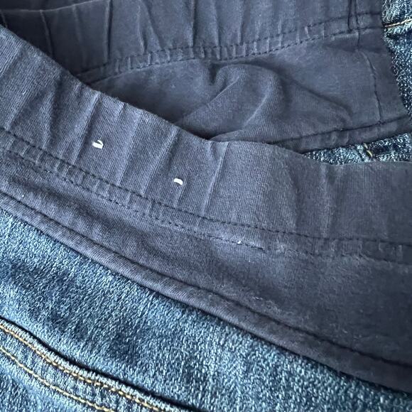 Old Navy (XL) Maternity Long Stretch Full Panel Blue Bootcut Jeans Dark Wash - Picture 5 of 10